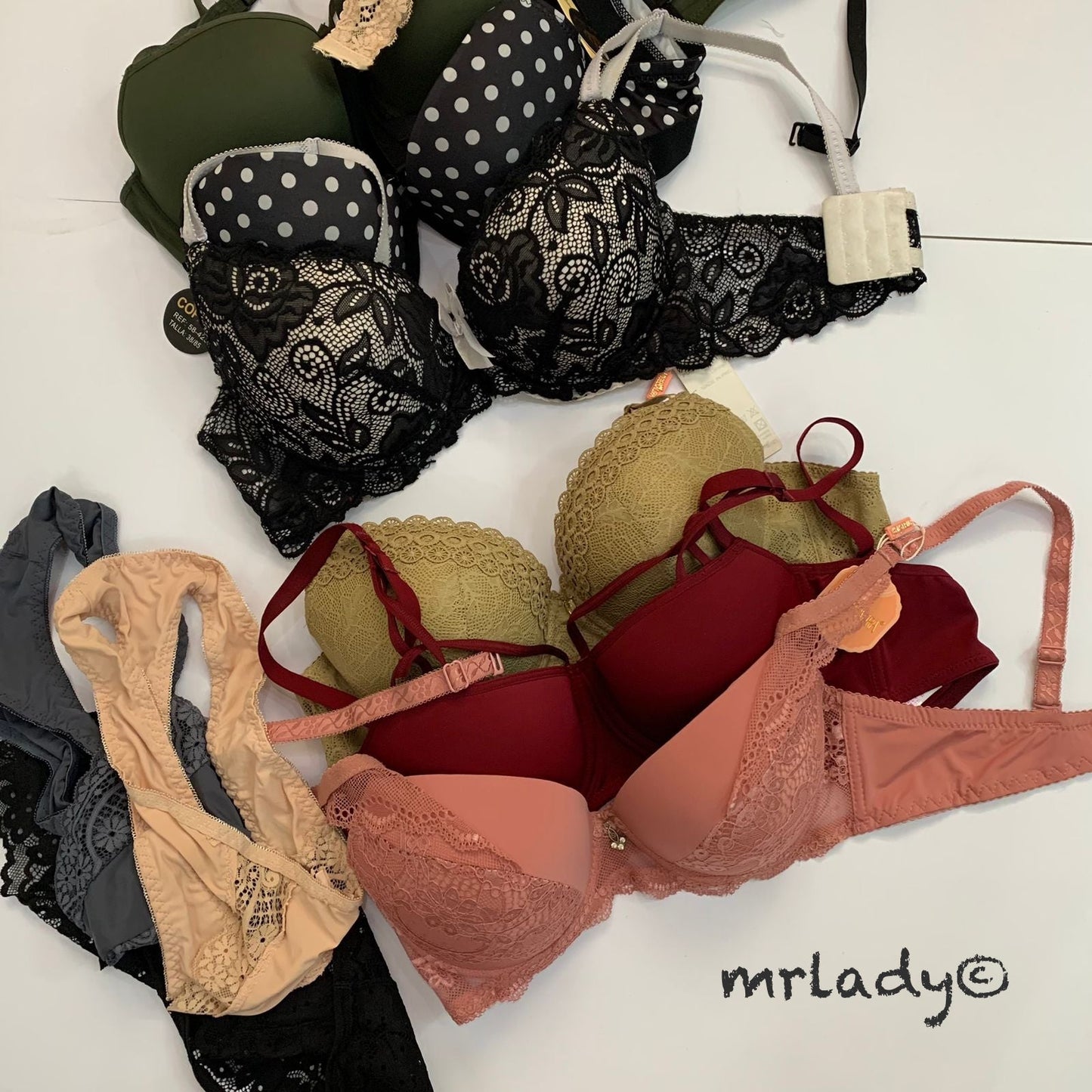 SIZE 38 THIN PAD BRA SET (RANDOM PICK)