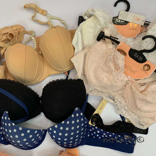 SIZE 42 THIN PAD BRA SET (RANDOM PICK)