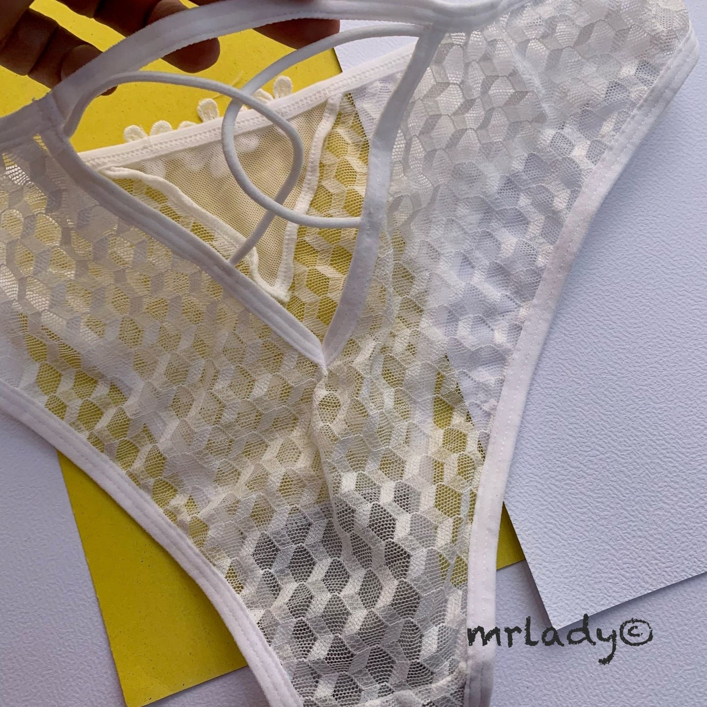 FRONT OPEN FLORAL NET BRA SET