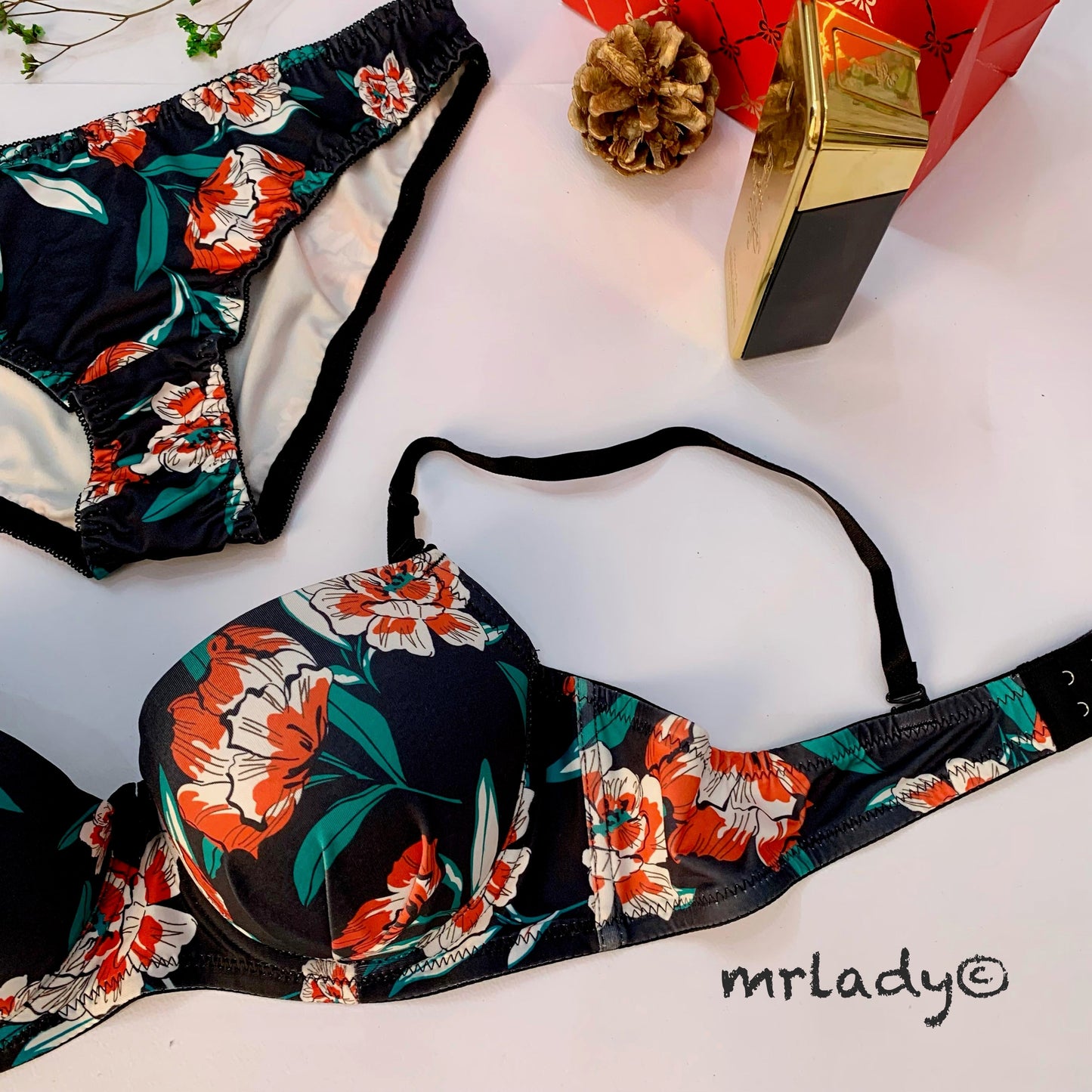 SPRING THIN PAD BRA SET