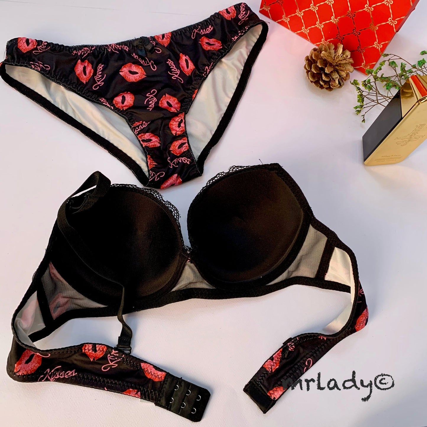 KISS THIN PAD BRA SET