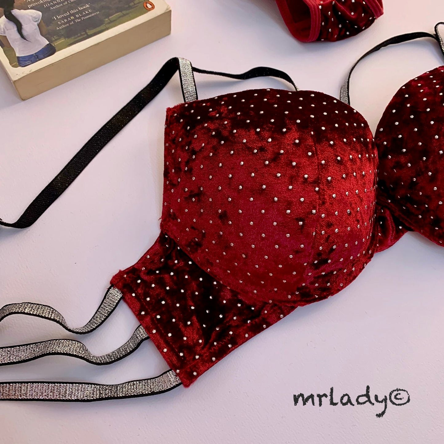 PEARL STONES BRA SET