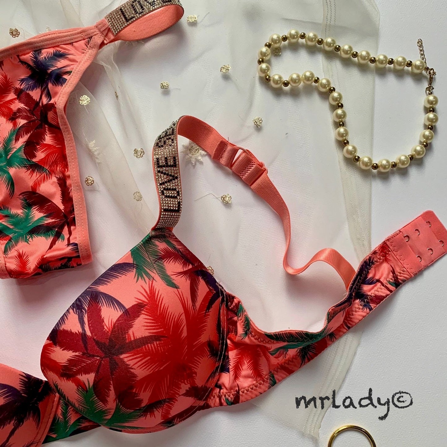 LOVE SECRET THIN PAD BRA SET V6