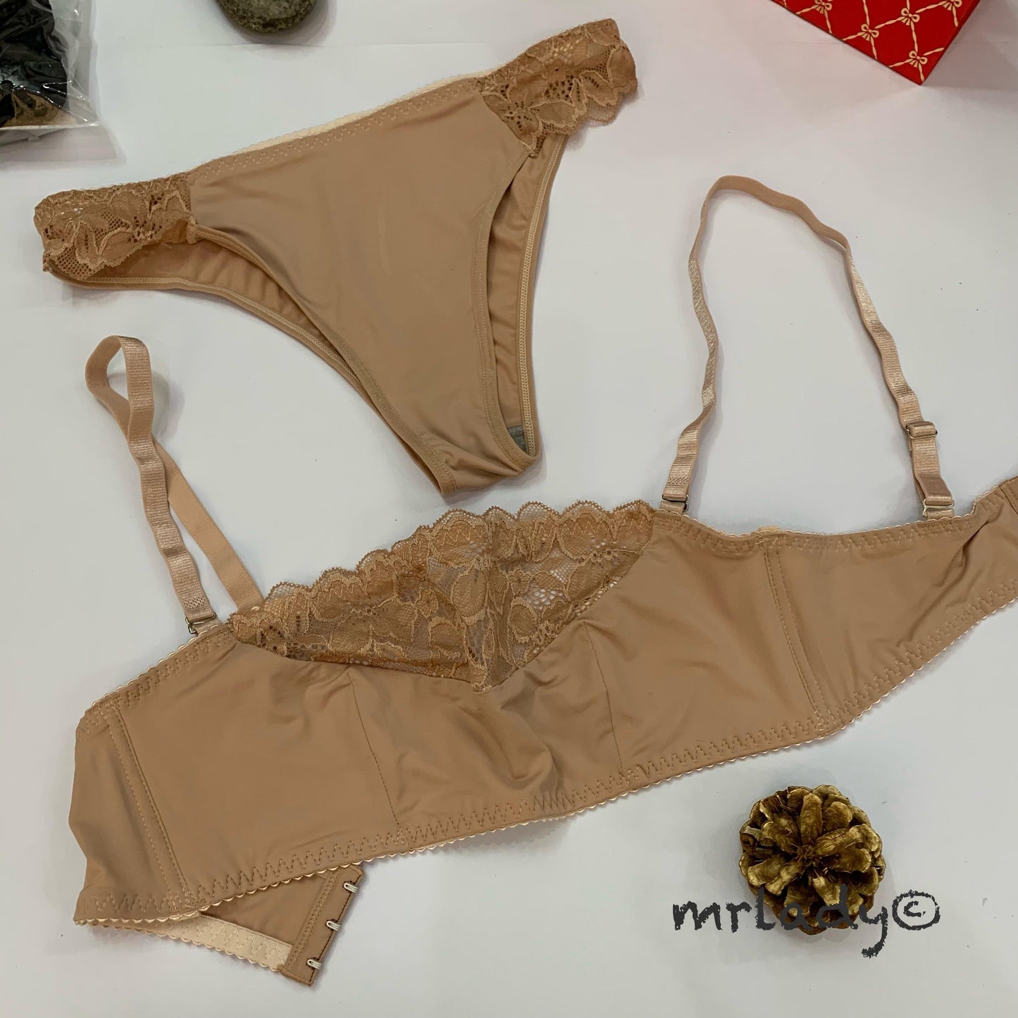 SILK WIRELESS BRA SET