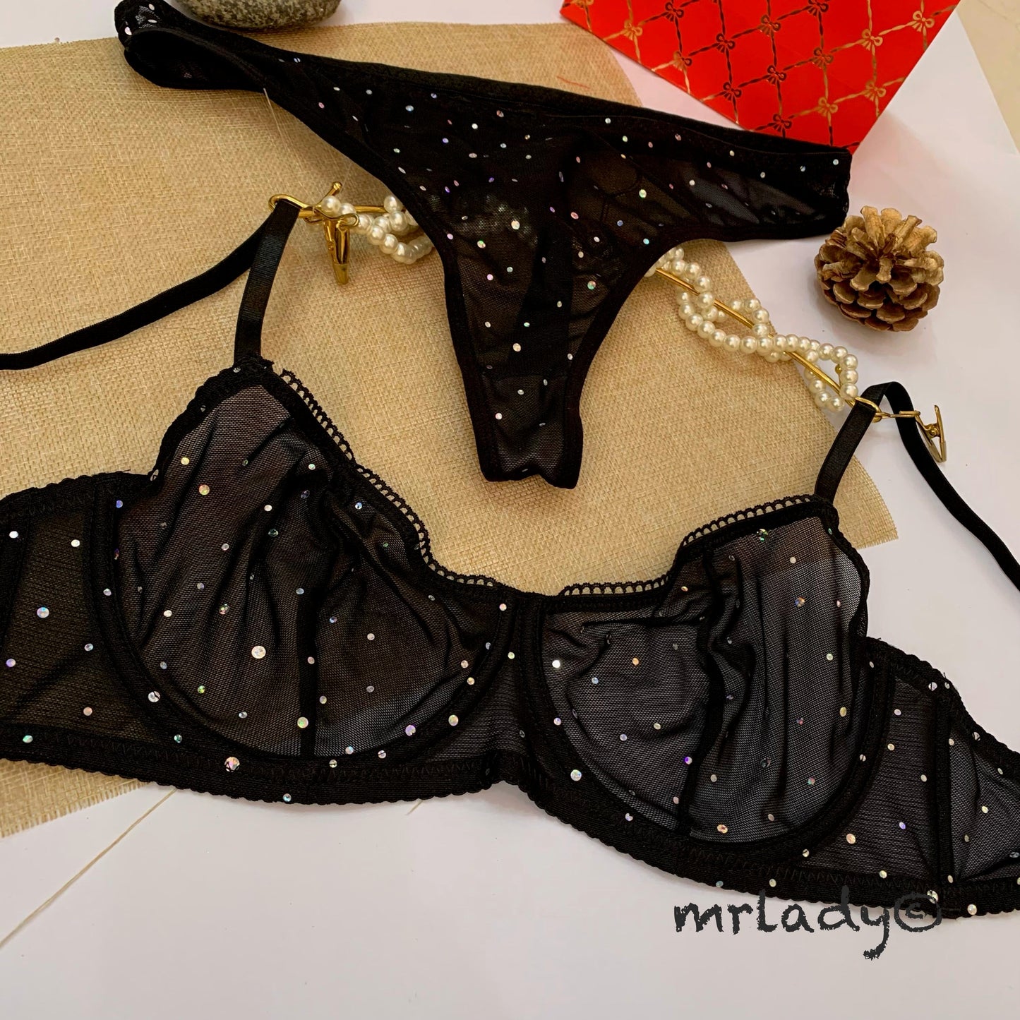 STONES WIRED NET BRA SET